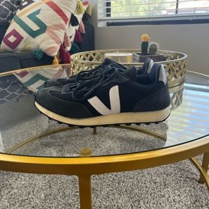 Veja Suede Riobranco Sneakers in Black Women’s Size 9.5